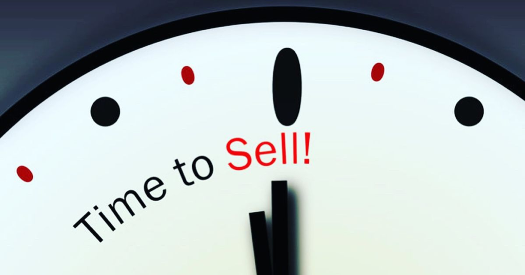Is It Ever Smart to Wait? When Waiting Too Long to Sell a House Isn't the Real Problem