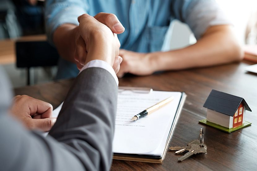 what happens to a lease when a house sells 