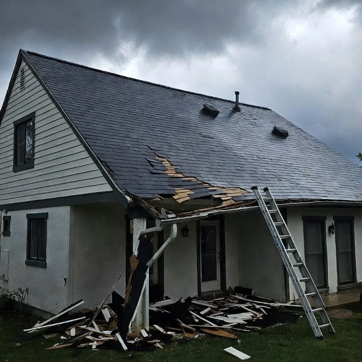 Cash Offer for a Storm-Damaged House in Illinois: Sell As-Is Without Repairs 2 How to Sell a House With Wind Damage in the Chicago Southland